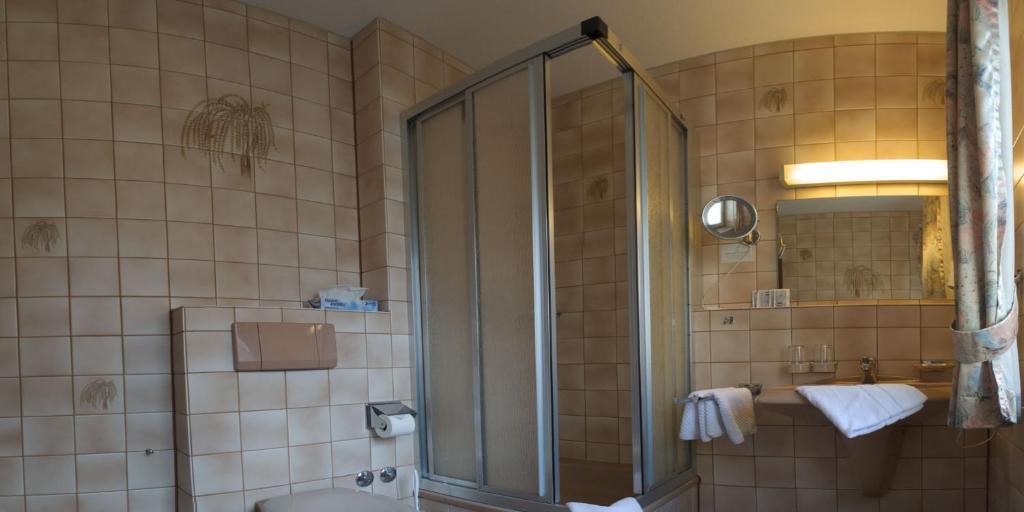 פרוידנשטאדט Hotel Restaurant Baeren מראה חיצוני תמונה